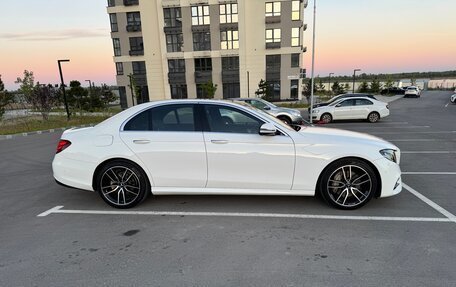 Mercedes-Benz E-Класс, 2016 год, 3 600 000 рублей, 2 фотография