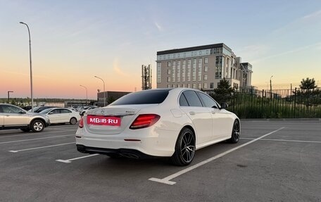 Mercedes-Benz E-Класс, 2016 год, 3 600 000 рублей, 3 фотография