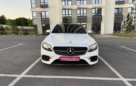 Mercedes-Benz E-Класс, 2016 год, 3 600 000 рублей, 8 фотография