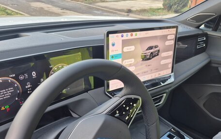 Volkswagen Tiguan, 2025 год, 4 600 000 рублей, 10 фотография