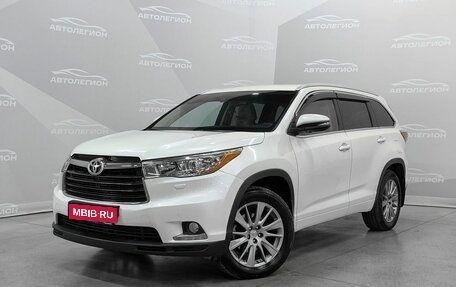 Toyota Highlander III, 2014 год, 3 350 000 рублей, 1 фотография