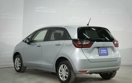 Honda Fit, 2020 год, 1 285 000 рублей, 7 фотография