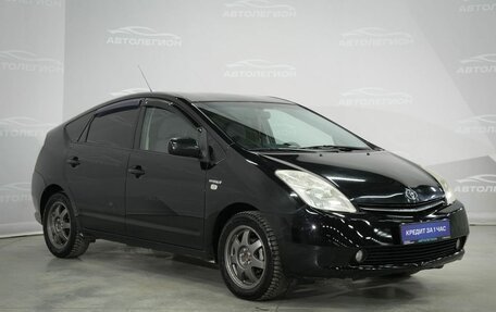 Toyota Prius, 2008 год, 815 000 рублей, 4 фотография