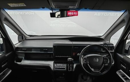 Honda Stepwgn IV, 2019 год, 2 270 000 рублей, 8 фотография