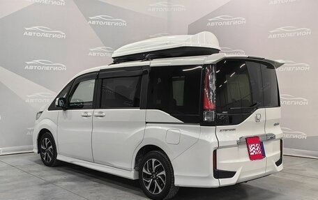 Honda Stepwgn IV, 2019 год, 2 270 000 рублей, 3 фотография