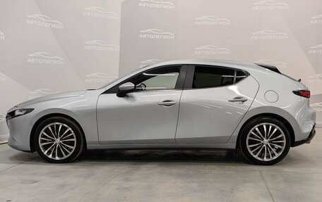 Mazda 3, 2022 год, 1 715 000 рублей, 2 фотография
