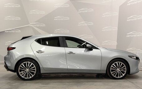 Mazda 3, 2022 год, 1 715 000 рублей, 6 фотография