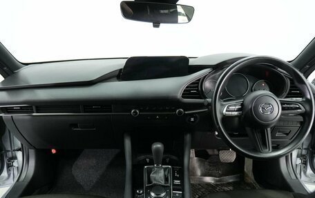 Mazda 3, 2022 год, 1 715 000 рублей, 20 фотография