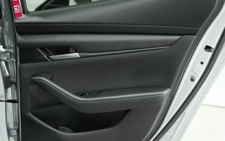 Mazda 3, 2022 год, 1 715 000 рублей, 34 фотография