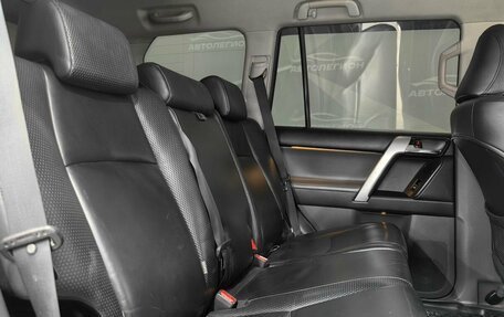 Toyota Land Cruiser Prado 150 рестайлинг 2, 2010 год, 2 600 000 рублей, 16 фотография