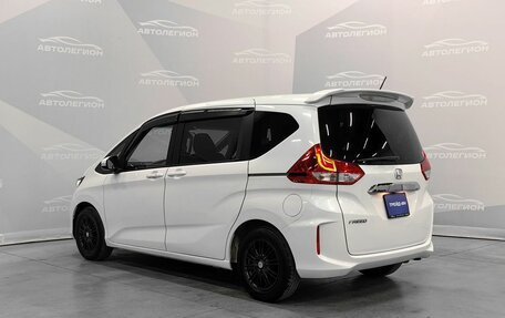 Honda Freed II, 2018 год, 1 730 000 рублей, 3 фотография