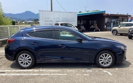Mazda Axela, 2017 год, 900 000 рублей, 8 фотография
