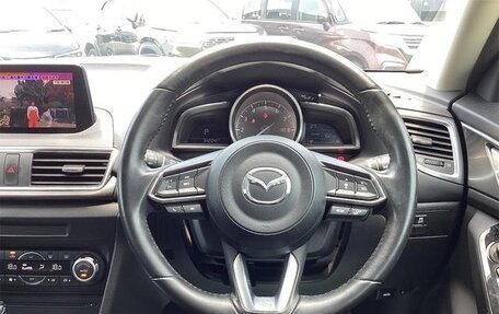 Mazda Axela, 2017 год, 900 000 рублей, 9 фотография