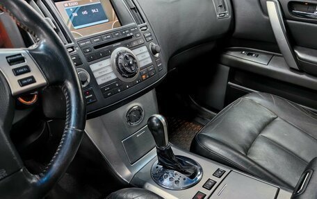 Infiniti FX I, 2006 год, 1 100 000 рублей, 17 фотография
