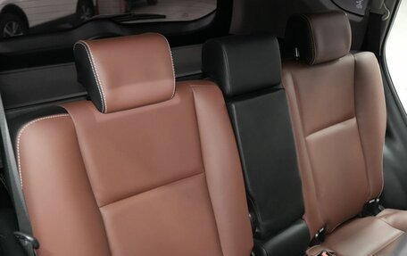 Toyota RAV4, 2018 год, 2 725 000 рублей, 13 фотография
