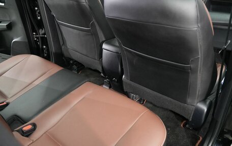 Toyota RAV4, 2018 год, 2 725 000 рублей, 12 фотография