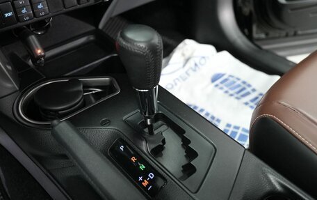 Toyota RAV4, 2018 год, 2 725 000 рублей, 25 фотография