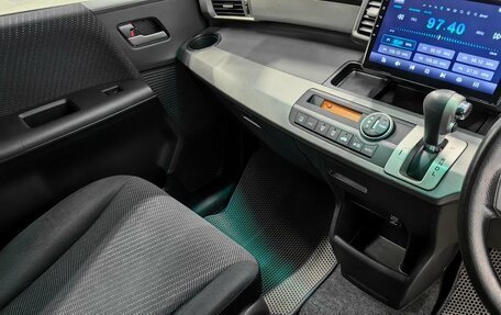 Honda Freed I, 2012 год, 1 199 000 рублей, 11 фотография