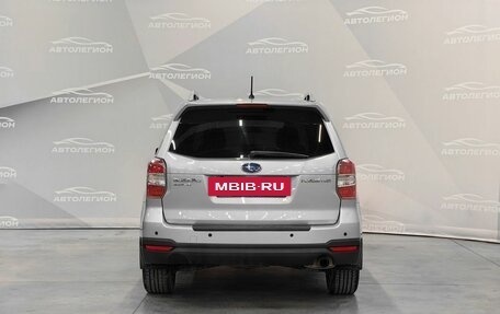 Subaru Forester, 2014 год, 1 800 000 рублей, 4 фотография