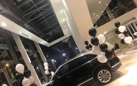 Bentley Bentayga I, 2018 год, 20 000 000 рублей, 10 фотография