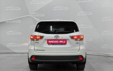 Toyota Highlander III, 2014 год, 3 350 000 рублей, 4 фотография