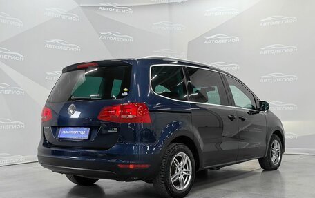 Volkswagen Sharan II, 2011 год, 999 000 рублей, 5 фотография