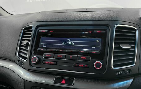 Volkswagen Sharan II, 2011 год, 999 000 рублей, 20 фотография