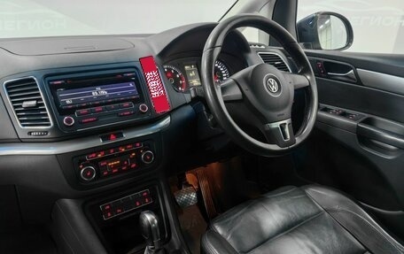 Volkswagen Sharan II, 2011 год, 999 000 рублей, 13 фотография