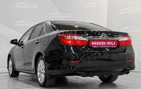 Toyota Camry, 2014 год, 1 880 000 рублей, 26 фотография