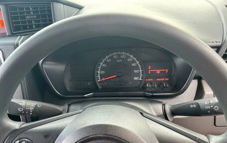 Toyota Roomy I, 2022 год, 790 000 рублей, 8 фотография