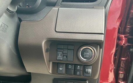 Toyota Roomy I, 2022 год, 790 000 рублей, 14 фотография