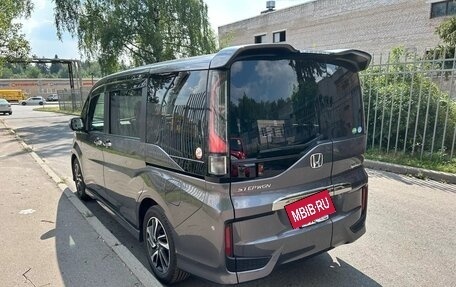 Honda Stepwgn IV, 2016 год, 1 595 000 рублей, 7 фотография