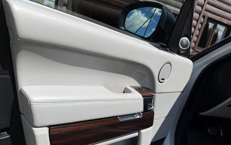 Land Rover Range Rover IV рестайлинг, 2015 год, 3 880 000 рублей, 9 фотография