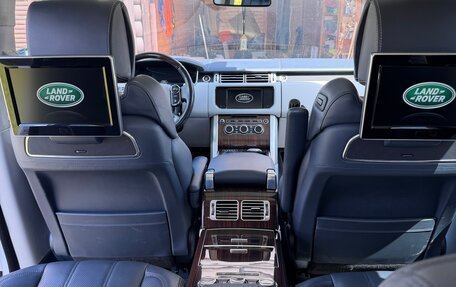 Land Rover Range Rover IV рестайлинг, 2015 год, 3 880 000 рублей, 11 фотография