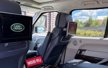 Land Rover Range Rover IV рестайлинг, 2015 год, 3 880 000 рублей, 10 фотография
