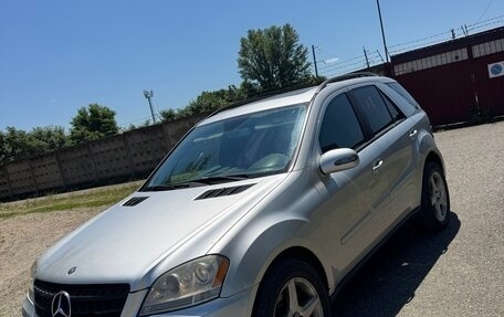 Mercedes-Benz M-Класс, 2005 год, 660 000 рублей, 2 фотография