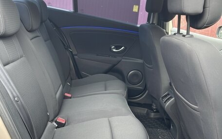 Renault Fluence I, 2011 год, 680 000 рублей, 24 фотография
