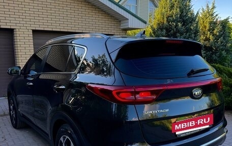 KIA Sportage IV рестайлинг, 2020 год, 2 450 000 рублей, 4 фотография