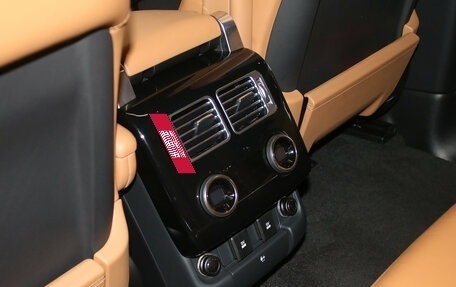 Land Rover Range Rover IV рестайлинг, 2021 год, 8 500 000 рублей, 10 фотография