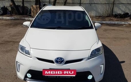 Toyota Prius, 2012 год, 940 000 рублей, 4 фотография