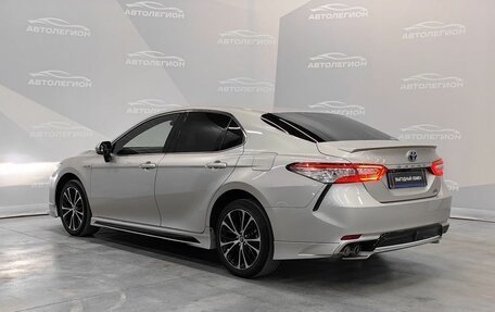 Toyota Camry, 2019 год, 2 765 000 рублей, 3 фотография