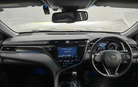 Toyota Camry, 2019 год, 2 765 000 рублей, 9 фотография