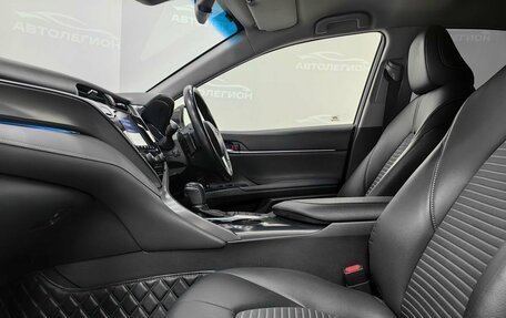 Toyota Camry, 2019 год, 2 765 000 рублей, 13 фотография
