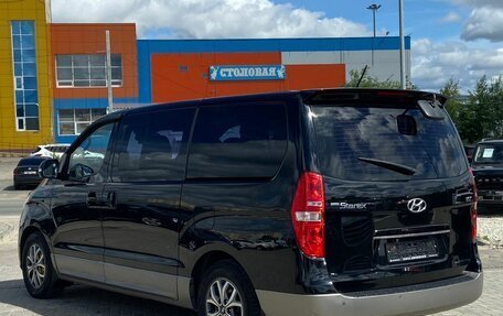 Hyundai Grand Starex Grand Starex I рестайлинг 2, 2019 год, 3 600 000 рублей, 5 фотография
