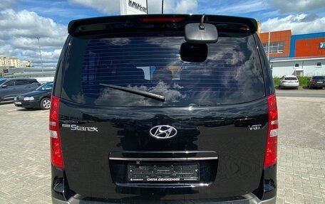 Hyundai Grand Starex Grand Starex I рестайлинг 2, 2019 год, 3 600 000 рублей, 6 фотография