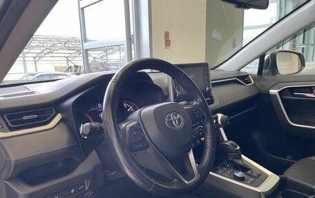 Toyota RAV4, 2022 год, 3 750 000 рублей, 7 фотография