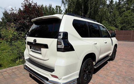 Toyota Land Cruiser Prado 150 рестайлинг 2, 2021 год, 6 500 000 рублей, 4 фотография