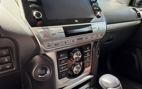 Toyota Land Cruiser Prado 150 рестайлинг 2, 2021 год, 6 500 000 рублей, 11 фотография