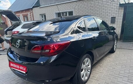 Opel Astra J, 2013 год, 830 000 рублей, 7 фотография