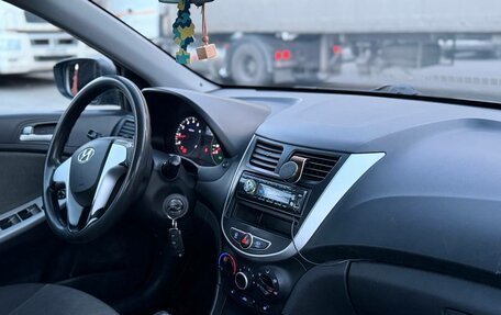 Hyundai Solaris II рестайлинг, 2011 год, 315 000 рублей, 10 фотография